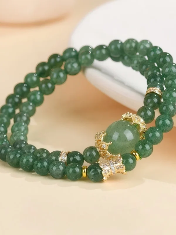 Verdant Loop Crystal Bracelet