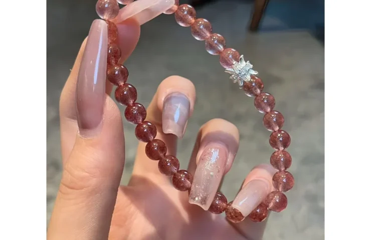Rosy Strawberry Crystal Bracelet3