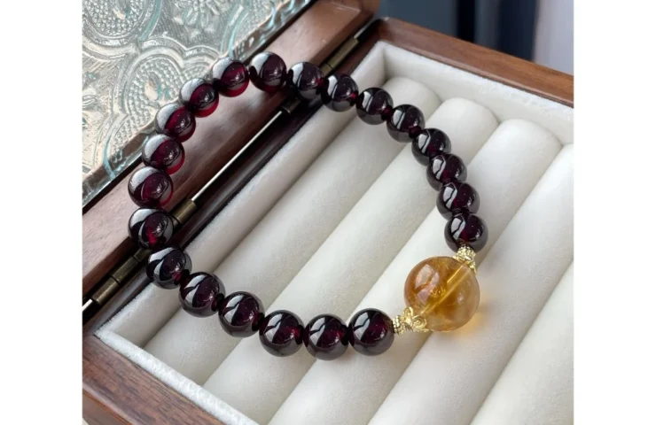 Garnet & Yellow Tower Quartz Bracelet3