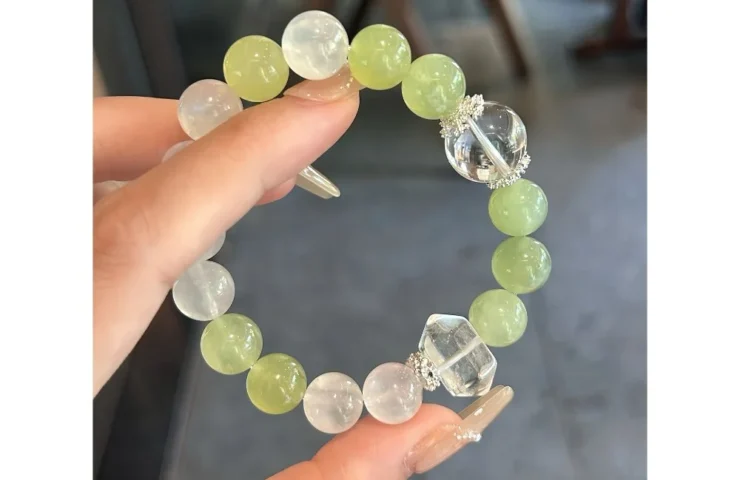 Grape Milk Cap Crystal Bracelet1