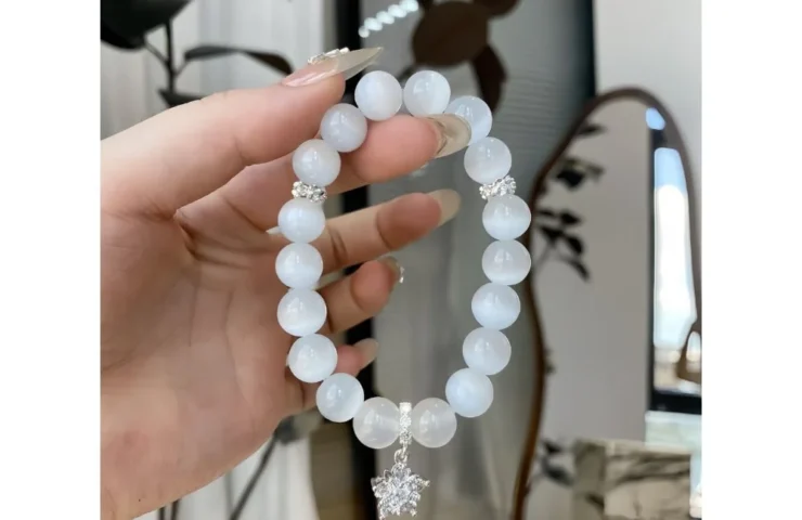 Pink and White Cat’s Eye Stone Bracelet2