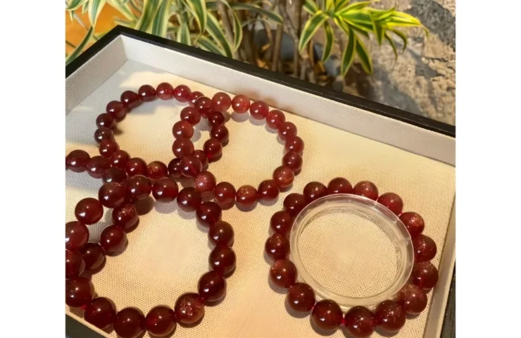 Starlight Cherry Strawberry Quartz Bracelet3