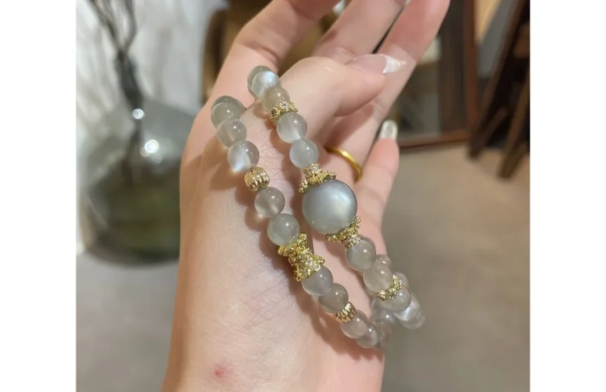 Milk Tea Moonstone Double-Wrap Crystal Bracelet9