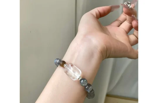 Moonlight Treasure Box Crystal Bracelet3