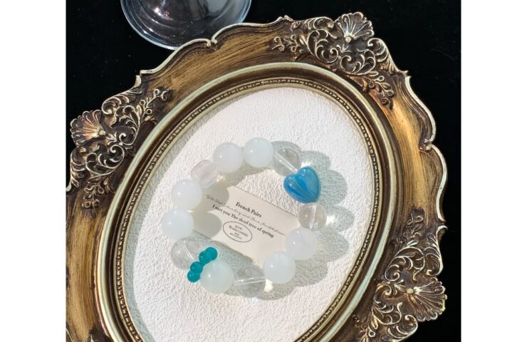 Clear Quartz & White Phantom Quartz Lacquer Bead Crystal Bracelet4