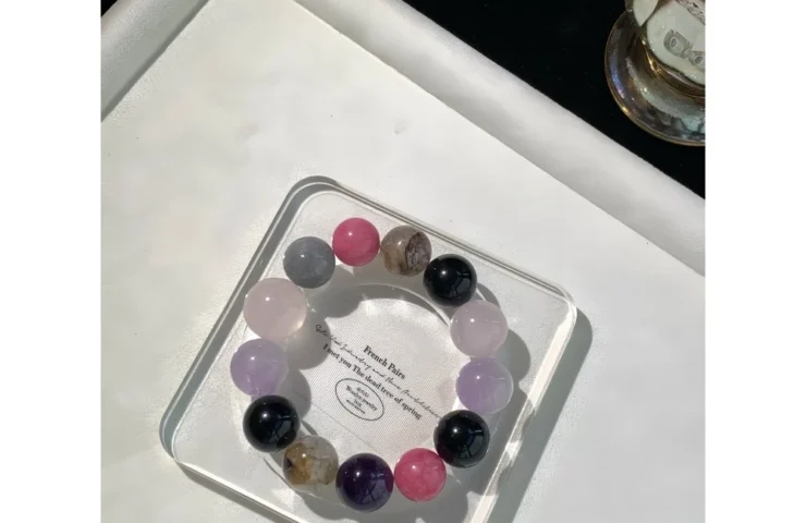 Multi-Crystal Bracelet3